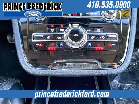 Used 2022 Lincoln Corsair AWD w/ Premium Package image 29