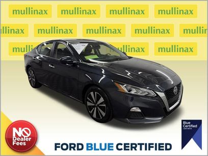 Used 2022 Nissan Altima 2.5 SV