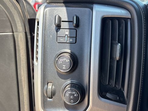 Used 2017 GMC Sierra 1500 SLT AWD/4WD image 16