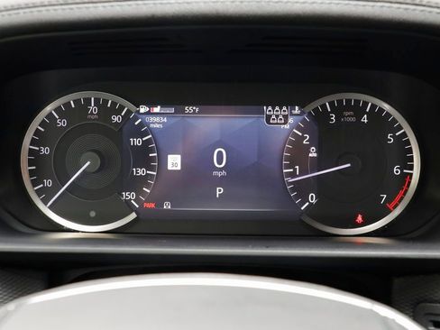 Used 2023 Land Rover Discovery HSE R-Dynamic image 8