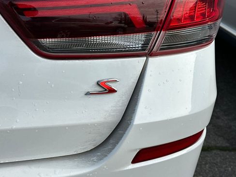 Used 2019 Kia Optima S w/ S Panoramic Sunroof Package image 6