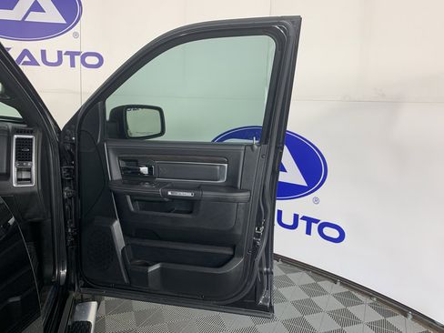 Used 2017 RAM 1500 Limited image 40