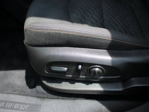 Certified 2020 Chevrolet Equinox LT image 10