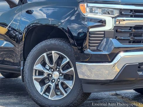 New 2025 Chevrolet Silverado 1500 LT w/ Z71 Off-Road Package image 3