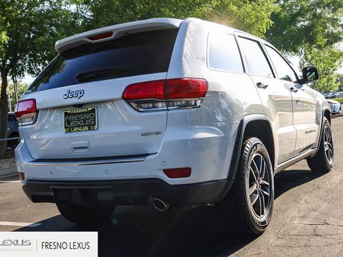 Used 2019 Jeep Grand Cherokee Limited w/ Luxury Group II image 6