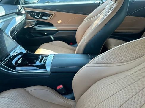Used 2026 Mercedes-Benz CLE 300 4MATIC Cabriolet image 8