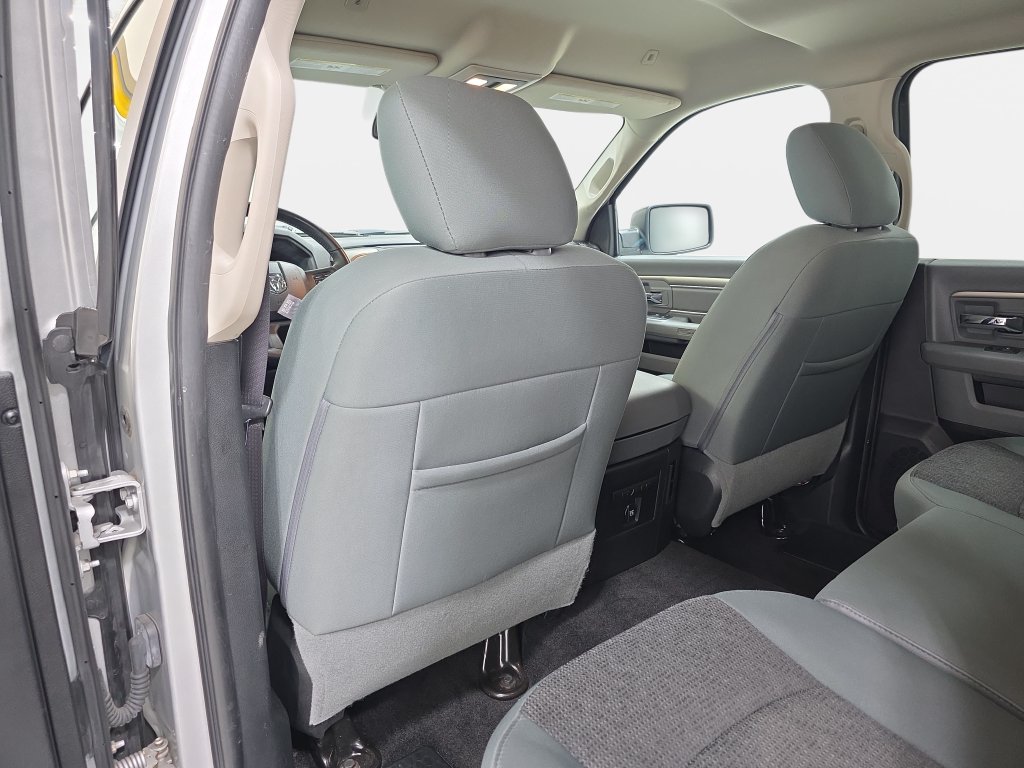Used 2017 RAM 1500 Big Horn AWD/4WD image 12