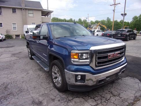 Used 2015 GMC Sierra 1500 SLT w/ SLT Crew Cab Value Package image 5