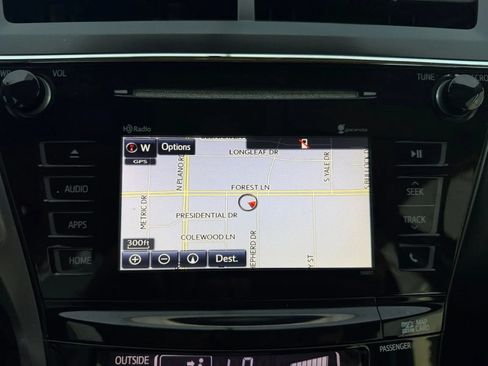 Used 2015 Toyota Prius V Three FWD image 36