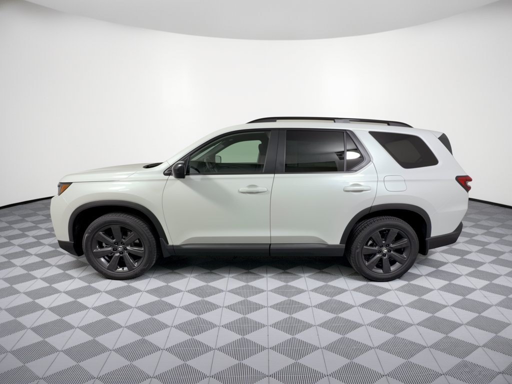 New 2026 Honda Pilot Sport image 2