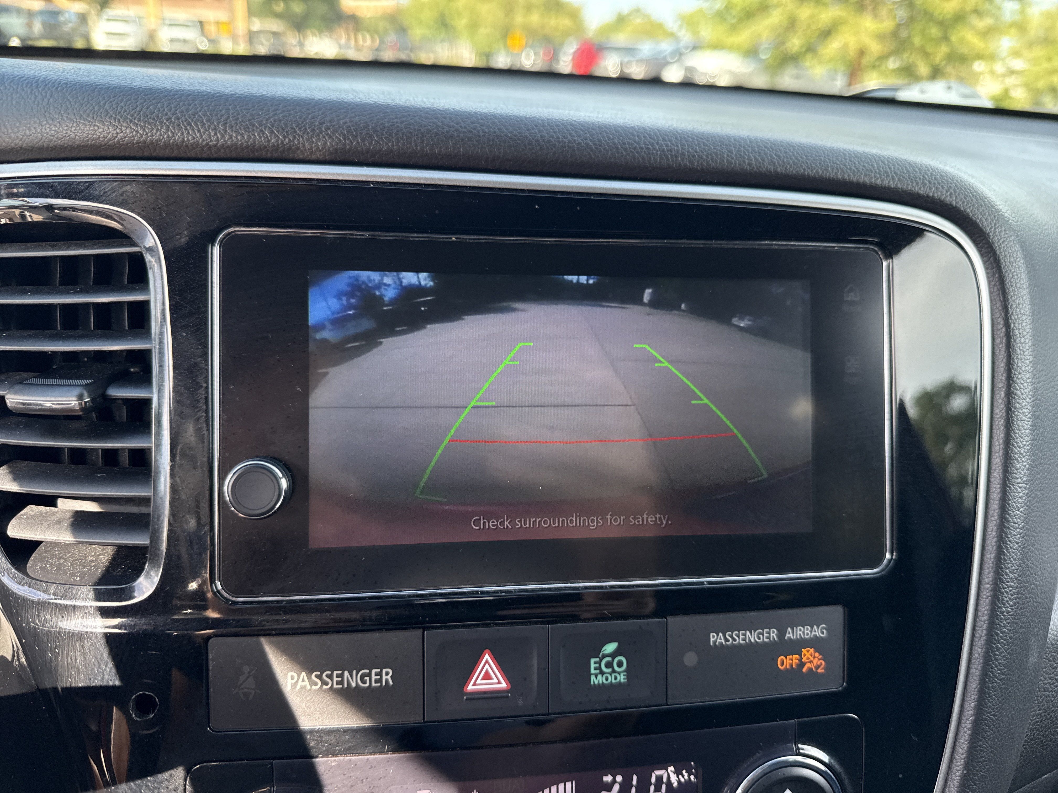 Used 2018 Mitsubishi Outlander LE AWD/4WD image 23