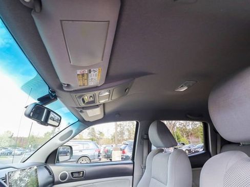 Used 2009 Toyota Tacoma PreRunner image 35