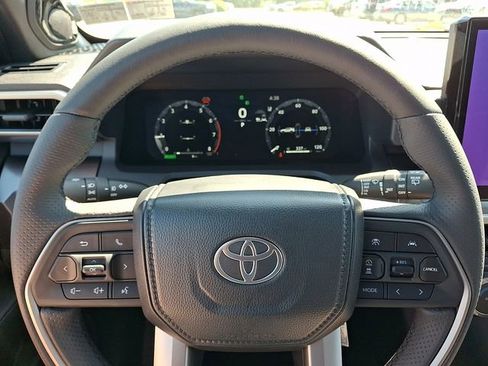 New 2026 Toyota 4Runner TRD Off-Road Premium AWD/4WD image 13