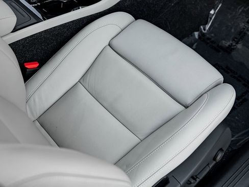 Used 2019 Volvo XC40 T5 Inscription image 27