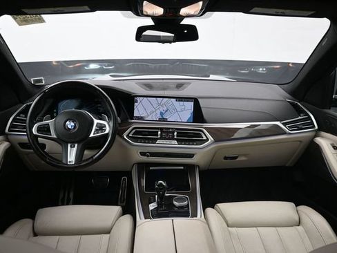 Used 2022 BMW X5 xDrive40i w/ M Sport Package AWD/4WD image 20