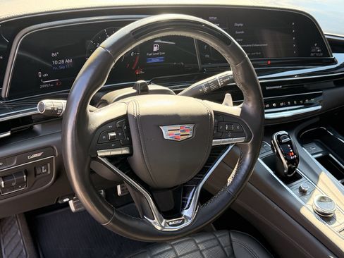 Used 2023 Cadillac Escalade V AWD/4WD image 17