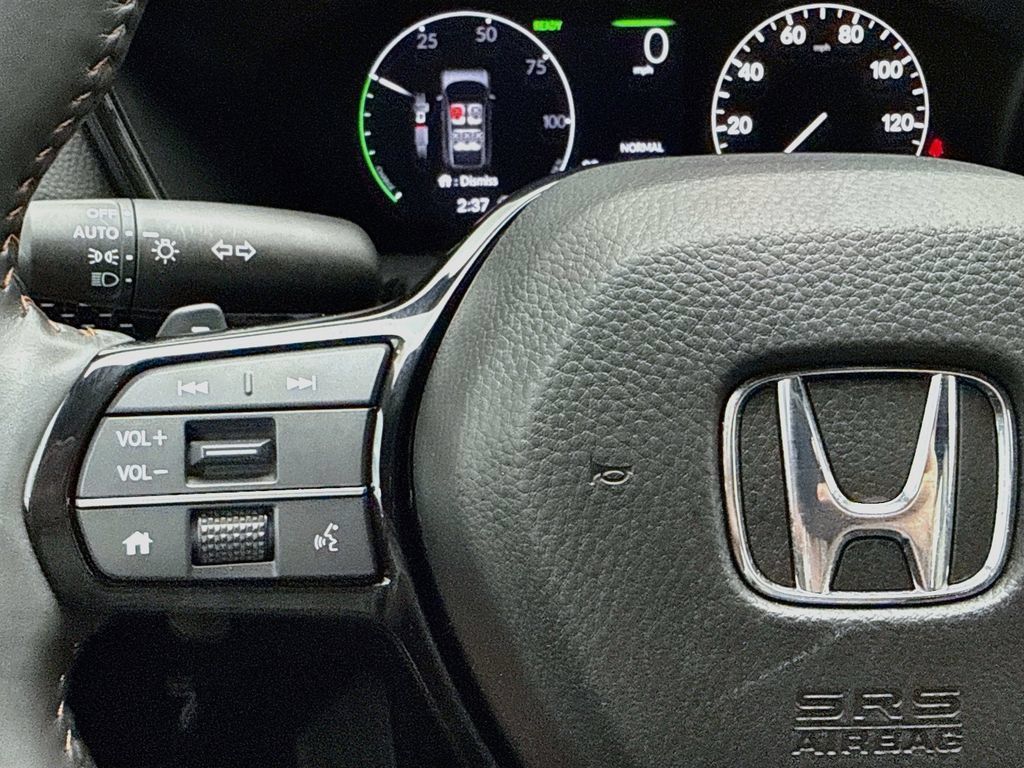 Used 2024 Honda CR-V Sport Touring image 11