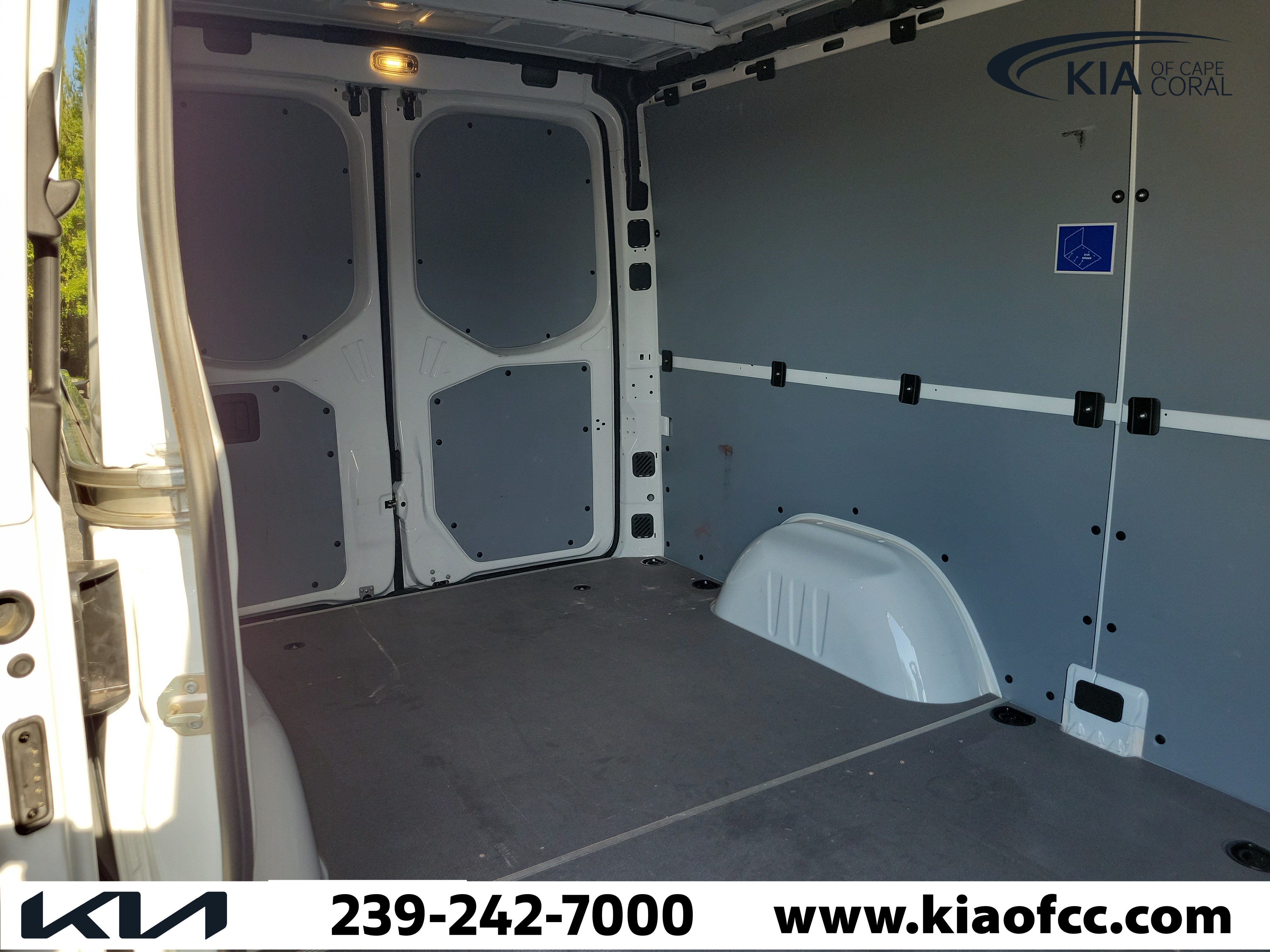 Used 2025 Mercedes-Benz Sprinter 2500 image 11