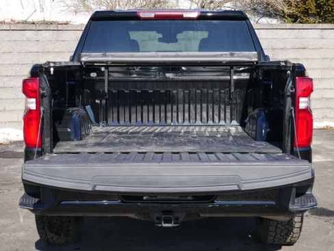 Certified 2025 Chevrolet Silverado 1500 RST AWD/4WD image 6
