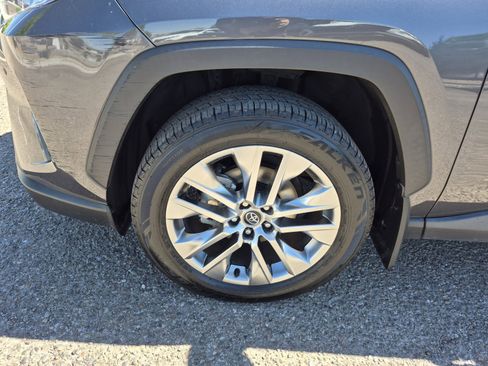 Used 2020 Toyota RAV4 XLE Premium AWD/4WD image 24