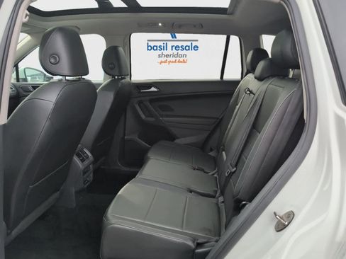 Used 2018 Volkswagen Tiguan SE image 19