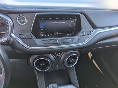 Used 2020 Chevrolet Blazer LT AWD/4WD image 16