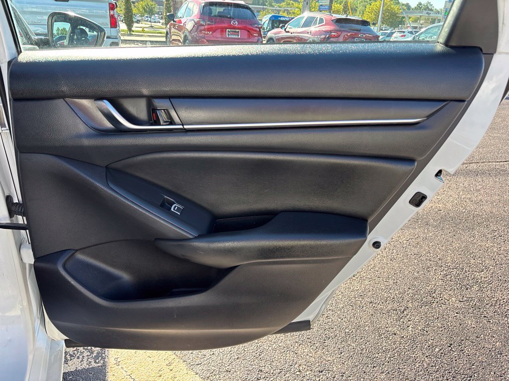 Used 2020 Honda Accord Sport image 31