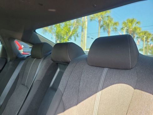 Used 2023 Honda Accord Sport image 12