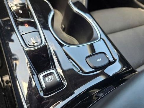 Used 2023 Buick Envision Essence FWD image 25
