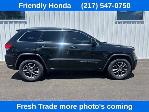 Used 2018 Jeep Grand Cherokee Laredo AWD/4WD image 6