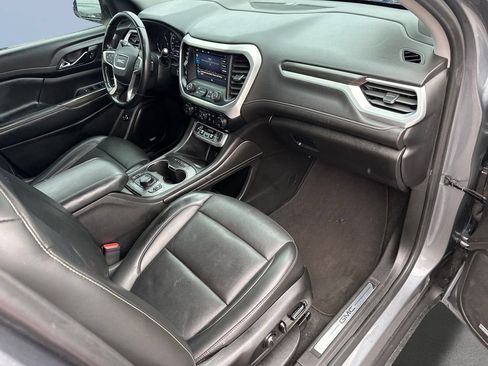 Used 2021 GMC Acadia SLT w/ Technology Package FWD image 14
