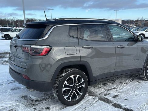 Used 2022 Jeep Compass Limited image 6