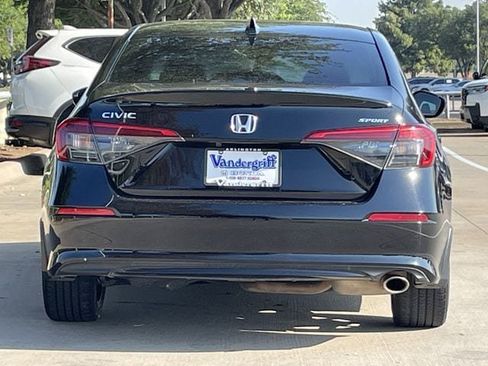 Used 2024 Honda Civic Sport image 5