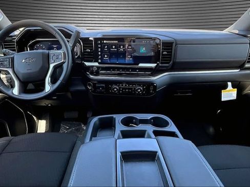 New 2026 Chevrolet Silverado 1500 RST AWD/4WD image 5