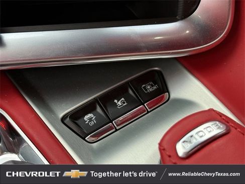 Used 2023 Chevrolet Corvette Stingray Premium Conv w/ Z51 Performance Package image 24