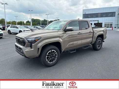 Certified 2026 Toyota Tacoma TRD Sport w/ TRD Sport Premium Package AWD/4WD image 19