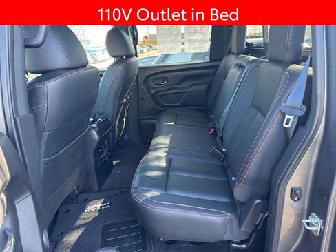 Used 2021 Nissan Titan PRO-4X w/ Pro-4x Convenience Package image 10