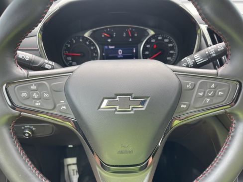 Used 2022 Chevrolet Equinox RS w/ LPO, Floor Liner Package image 27