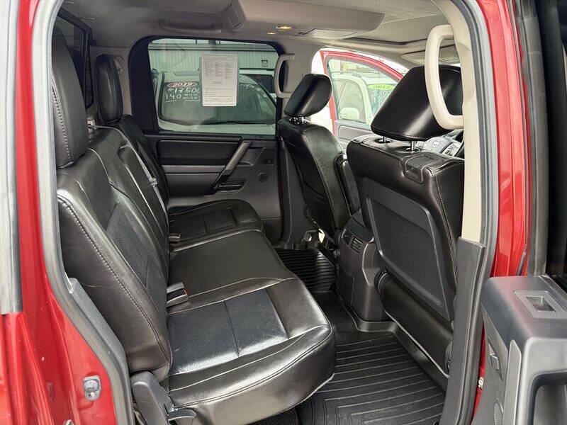 Used 2013 Nissan Titan S AWD/4WD image 15