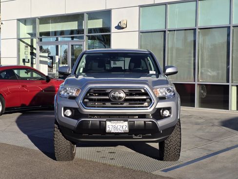 Used 2019 Toyota Tacoma SR5 image 7
