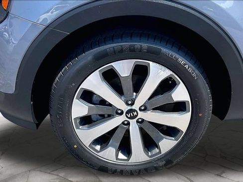 Used 2021 Kia Telluride S FWD image 8
