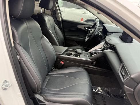 Used 2023 Acura TLX w/ Technology Package image 18