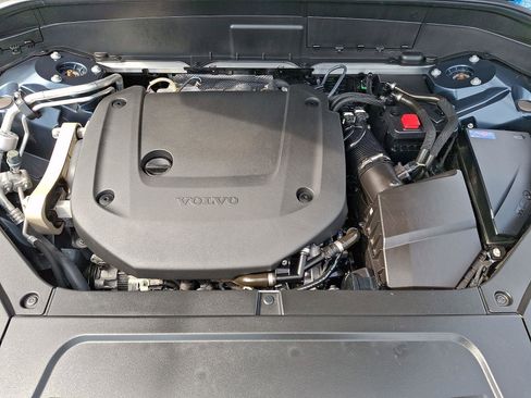 Used 2023 Volvo XC90 B6 Plus image 27