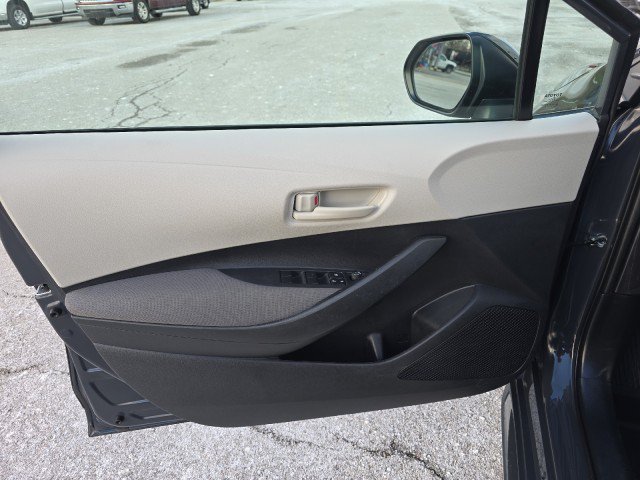 Used 2023 Toyota Corolla LE FWD image 15
