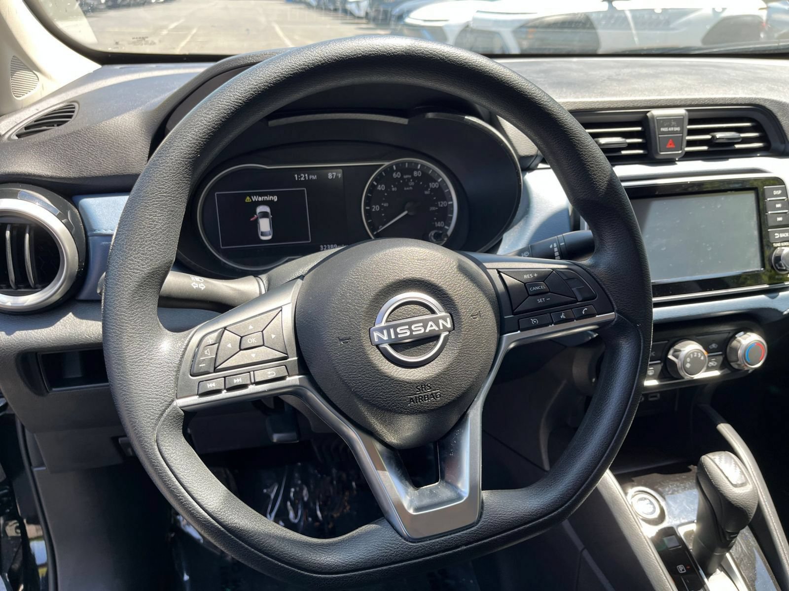 Used 2025 Nissan Versa SV FWD image 29