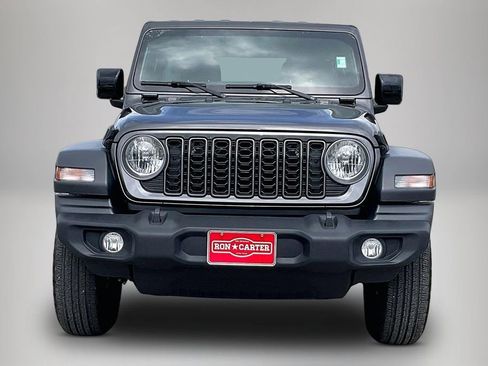 Used 2025 Jeep Wrangler Sport image 3