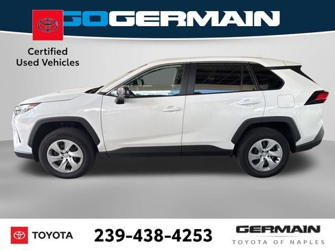 Used 2023 Toyota RAV4 LE FWD image 3