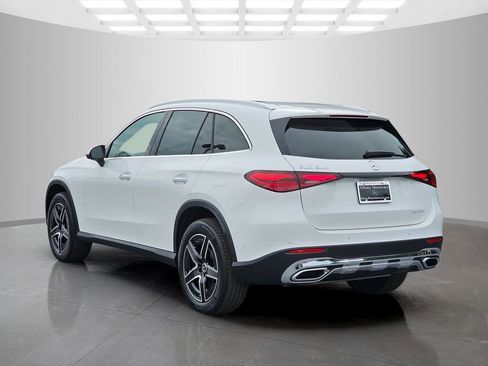 Used 2026 Mercedes-Benz GLC 300 image 4