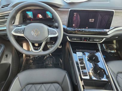 New 2026 Volkswagen Atlas SEL Premium R-Line