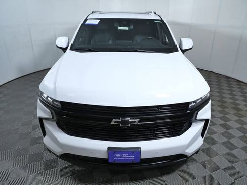 Used 2023 Chevrolet Suburban RST w/ Sport Performance Package AWD/4WD image 3
